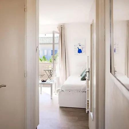 Detente Avec Vue Sur Le Petit Port Apartmán Hyères